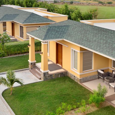 Hawthorn Suites By Wyndham Dwarka Ngoại thất bức ảnh