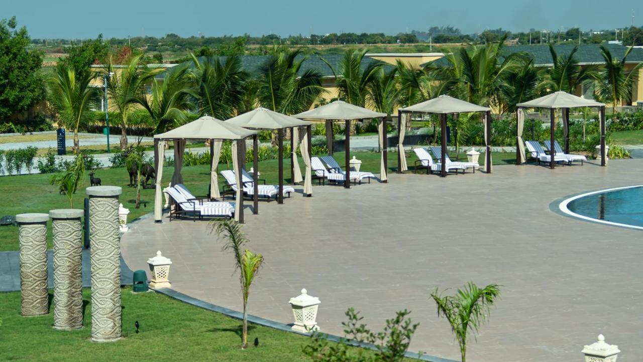Hawthorn Suites By Wyndham Dwarka Ngoại thất bức ảnh