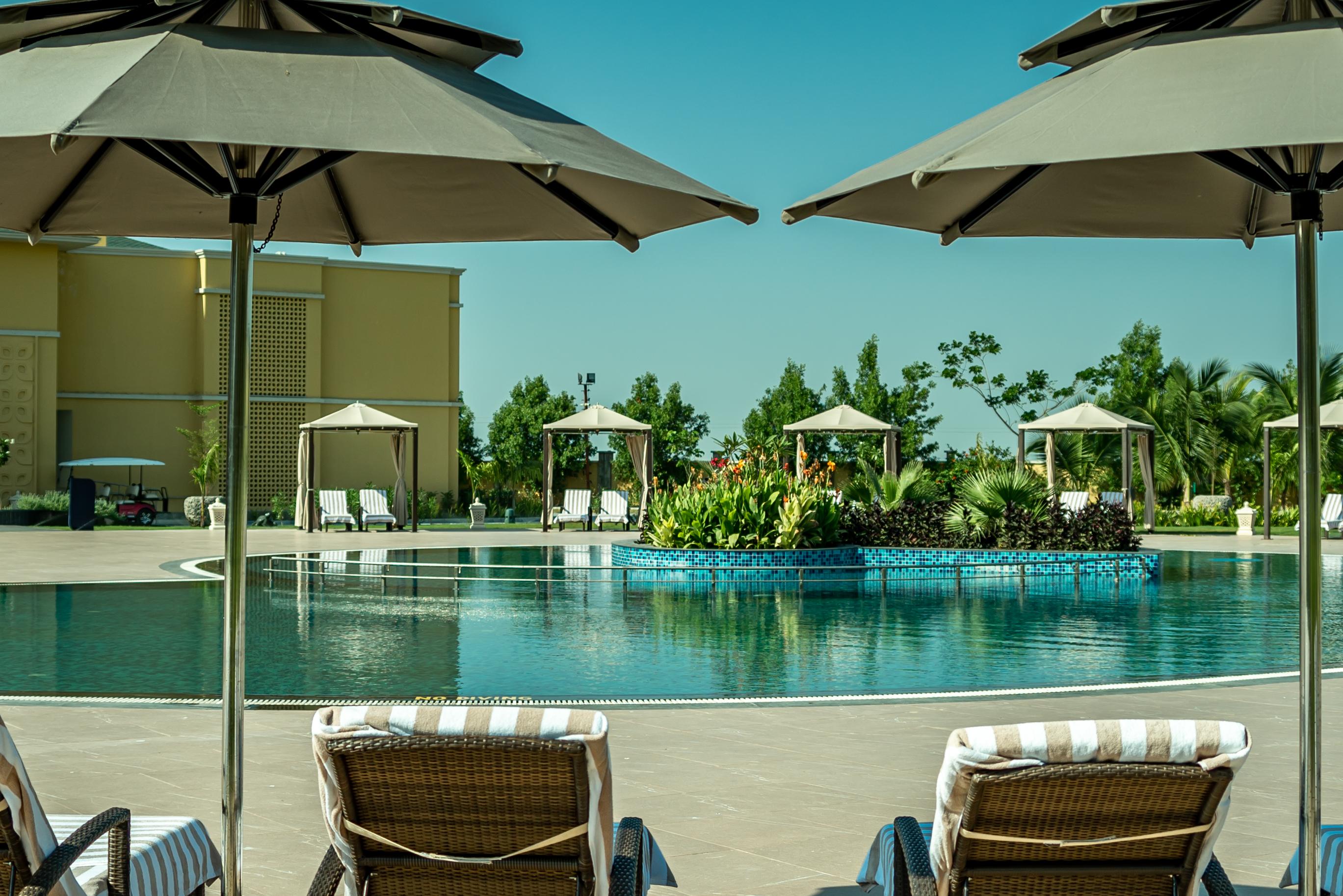 Hawthorn Suites By Wyndham Dwarka Ngoại thất bức ảnh