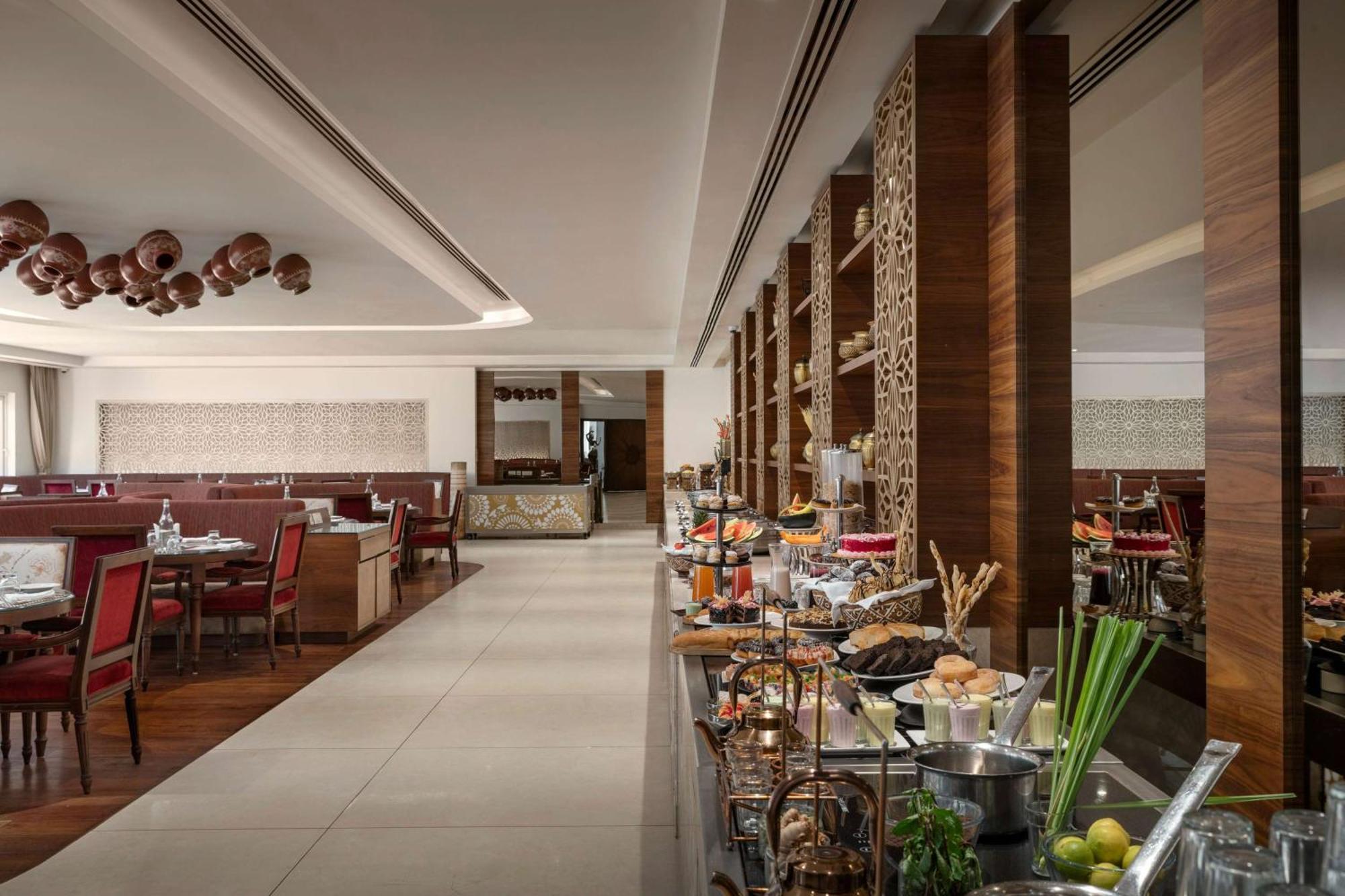 Hawthorn Suites By Wyndham Dwarka Ngoại thất bức ảnh