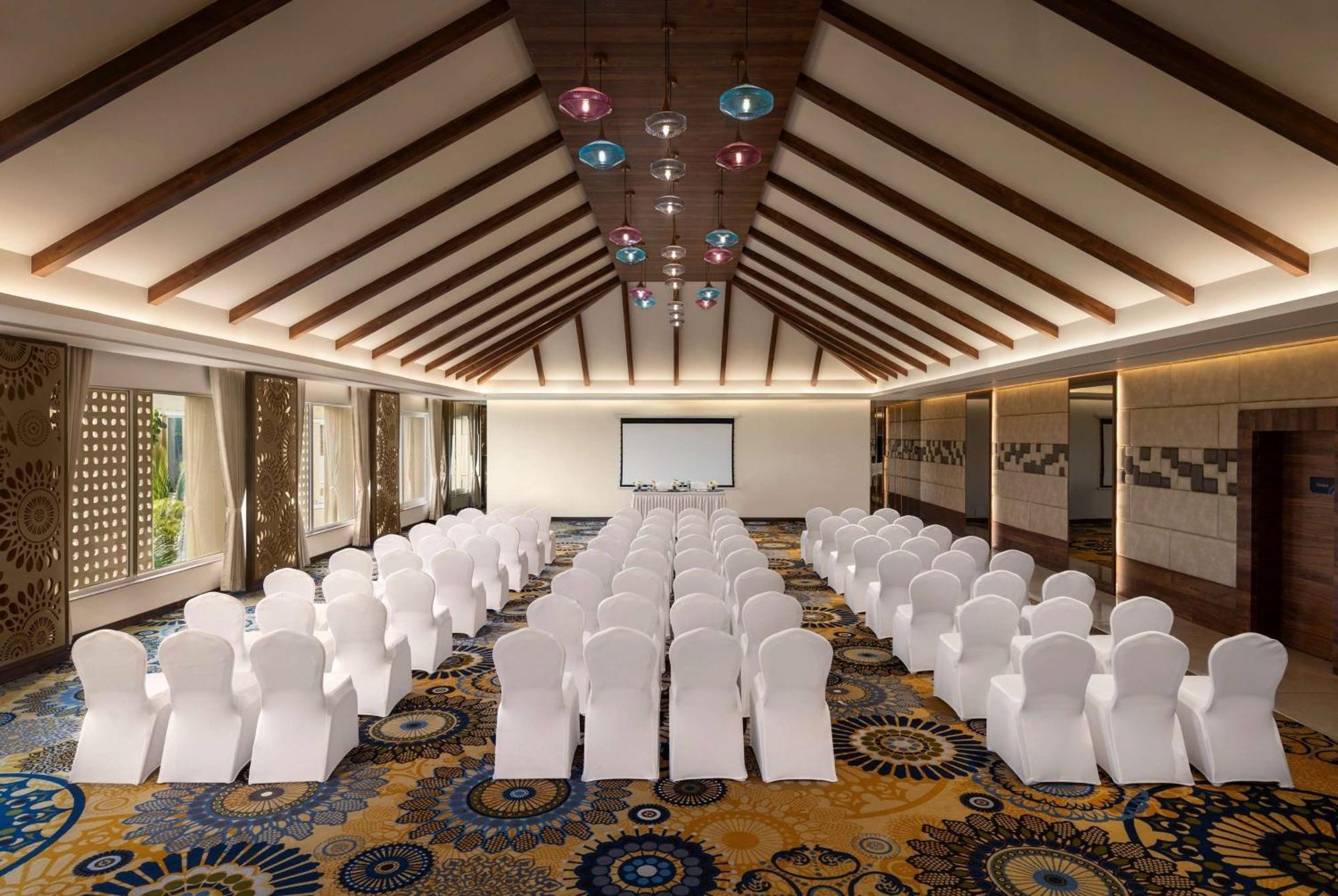 Hawthorn Suites By Wyndham Dwarka Ngoại thất bức ảnh
