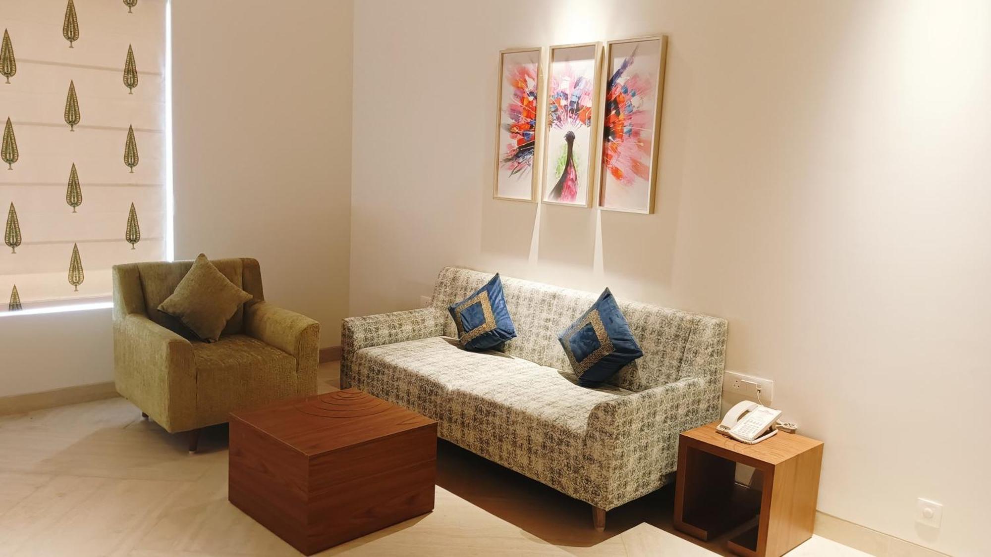 Hawthorn Suites By Wyndham Dwarka Ngoại thất bức ảnh